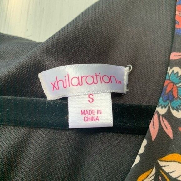 Xhilaration | Cold Shoulder Floral Boho dress - Picture 6 of 6